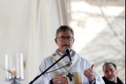 García Cuerva en el Día de San Cayetano: "Nadie elige revolver la basura porque le gusta"