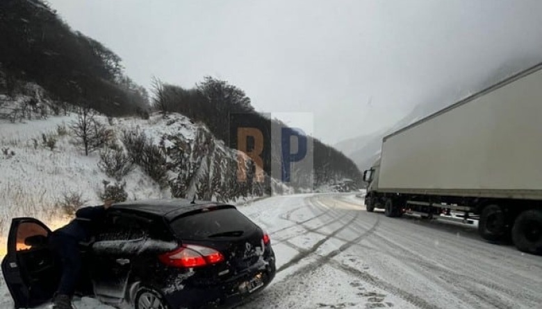 Informaron 34 intervenciones el fin de semana en la ruta 3 entre siniestros e incidentes por la nevada