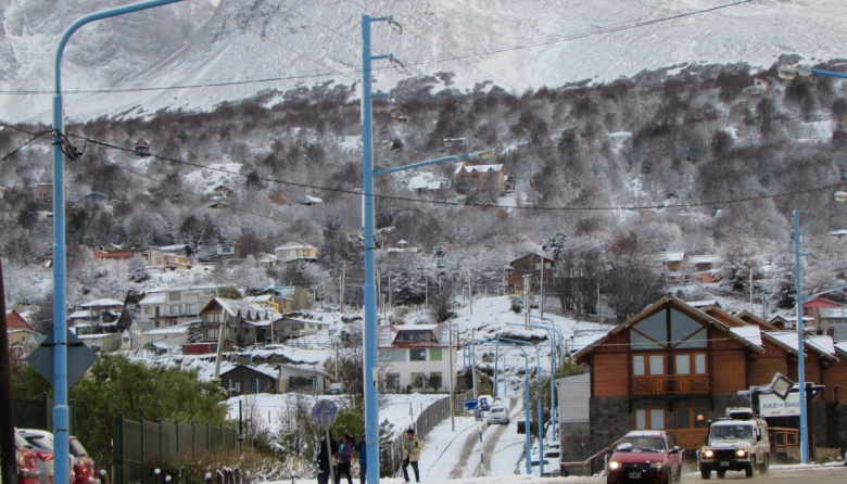 El Municipio intervino durante la nevada para garantizar la circulación