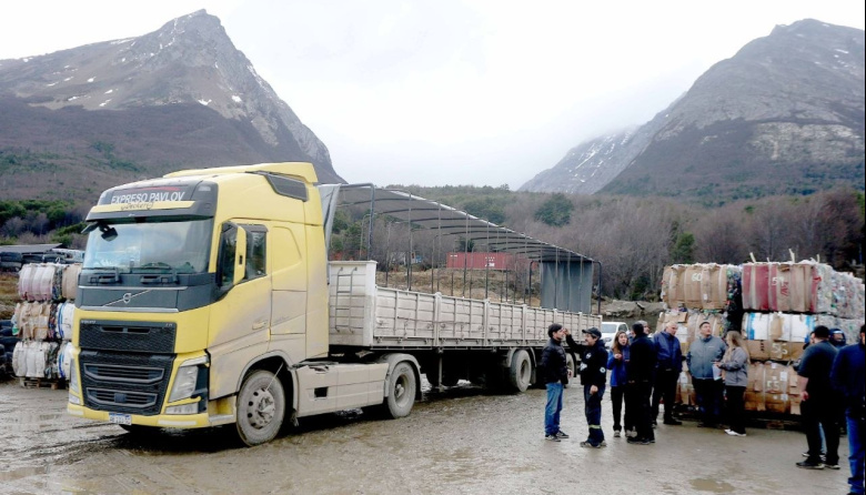 El intendente Walter Vuoto recorrió el Centro de Gestión Ambiental y destacó el impacto de la economía circular en Ushuaia.