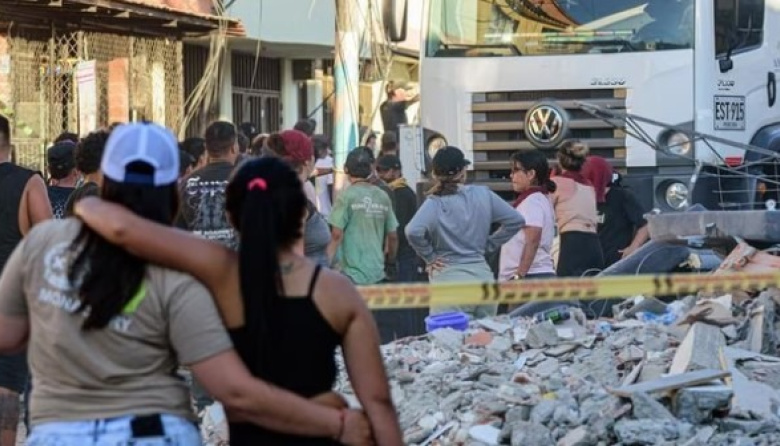 Una fuerte réplica volvió a sacudir Colombia en medio del operativo para buscar sobrevivientes