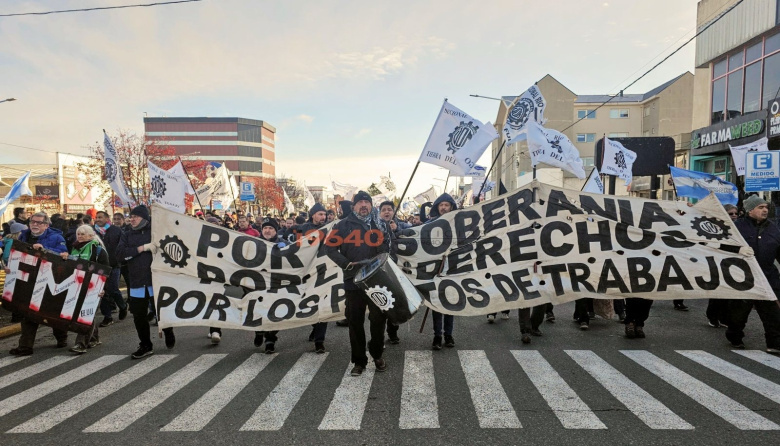 “No se puede pedir sacrificio a quienes menos tienen mientras la rentabilidad de tantos años queda intacta en otro lado”