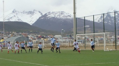 Las instituciones ushuaienses podrán solicitar el uso de los espacios deportivos al aire libre