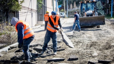 Recuperación Vial: Fresado en Héroes de Malvinas y repavimetación de calle Solís