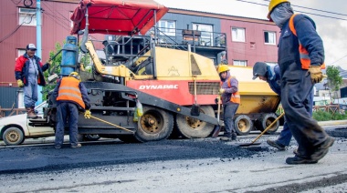 Avanza la recuperación vial en distintos sectores de la ciudad