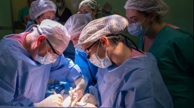 El Hospital Garrahan realizó un trasplante de hígado inédito en Latinoamérica a un niño de dos años