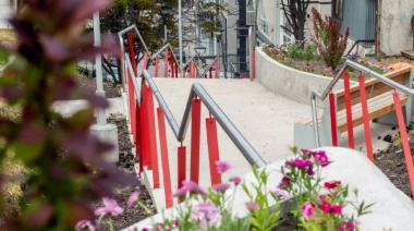 Avanzan los trabajos en la escalera de la calle Belgrano