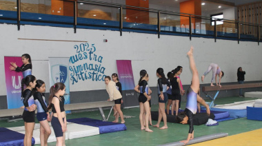 La Escuela Municipal de Gimnasia Artística, se lució en el Cochocho Vargas