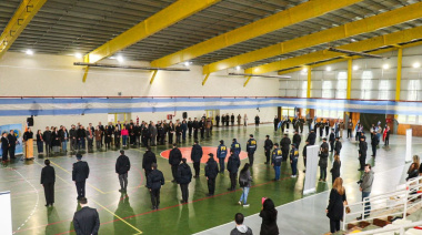 Acto homenaje en el aniversario de la Policía Federal Argentina