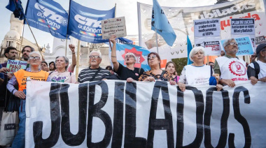 CGT, CTA y movimientos sociales marchan mañana al Congreso junto a los jubilados