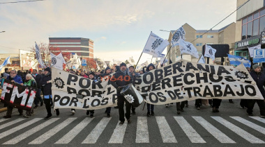 “No se puede pedir sacrificio a quienes menos tienen mientras la rentabilidad de tantos años queda intacta en otro lado”