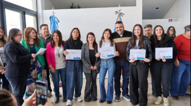 Mujeres en Marcha: 105 mujeres completaron su formación en oficios