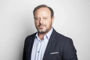 "Bajo el escenario actual, los puestos de trabajo vinculados a la producción de celulares no están en riesgo"